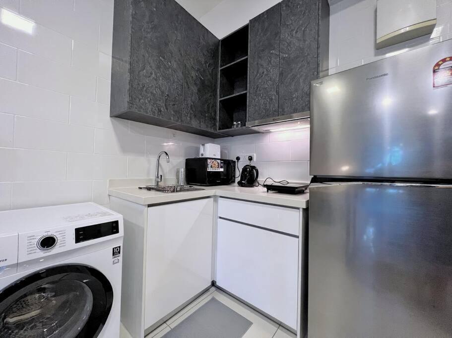 Pangsapuri Arte Mont Kiara Cozy 1br *